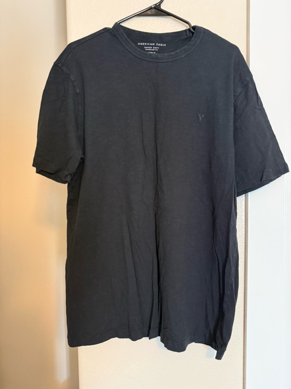 American Eagle Outfitters Black Short Sleeve Crewneck Tee